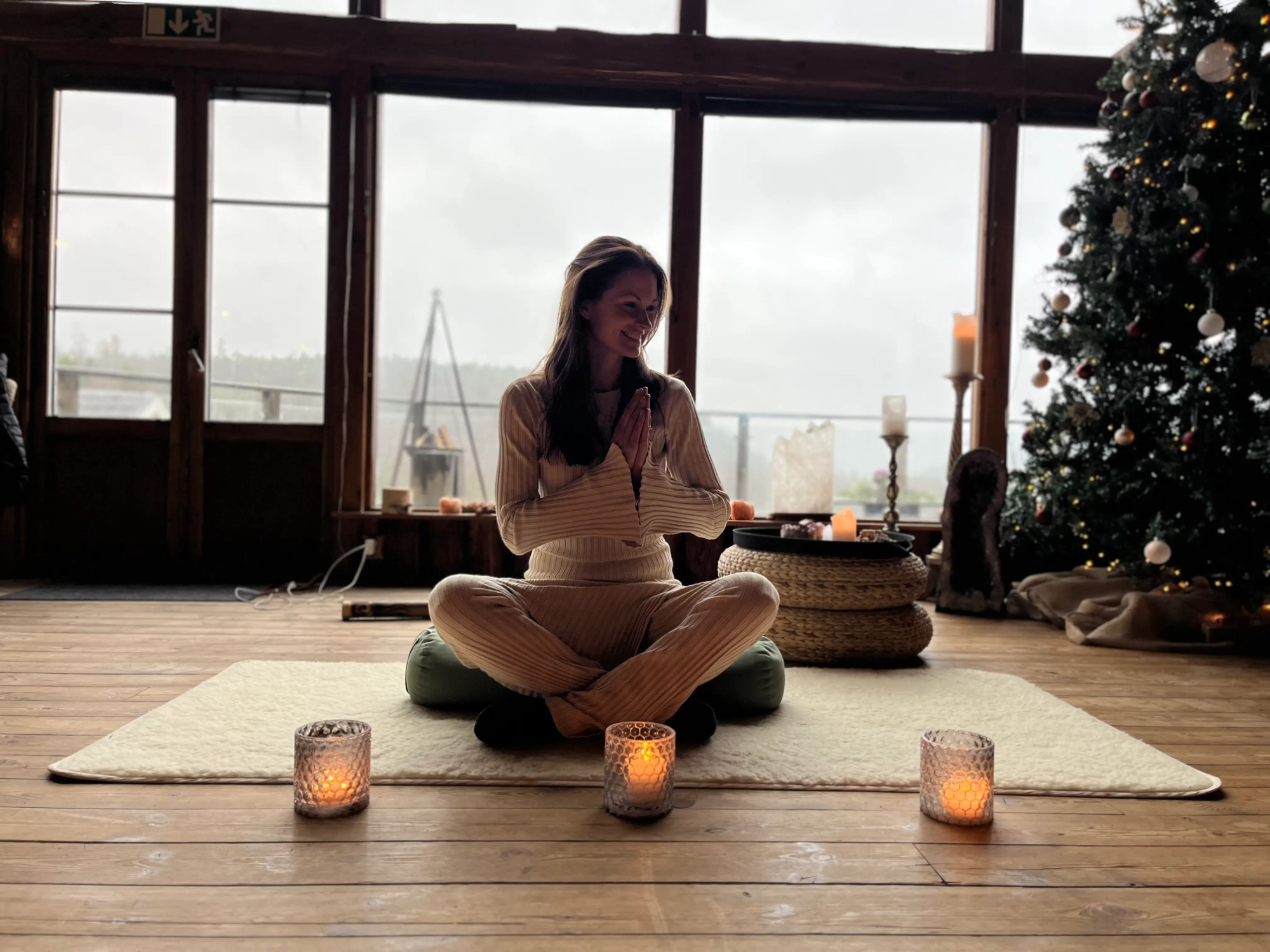 Breathwork session, Ellinor i Almér Wellness miljö